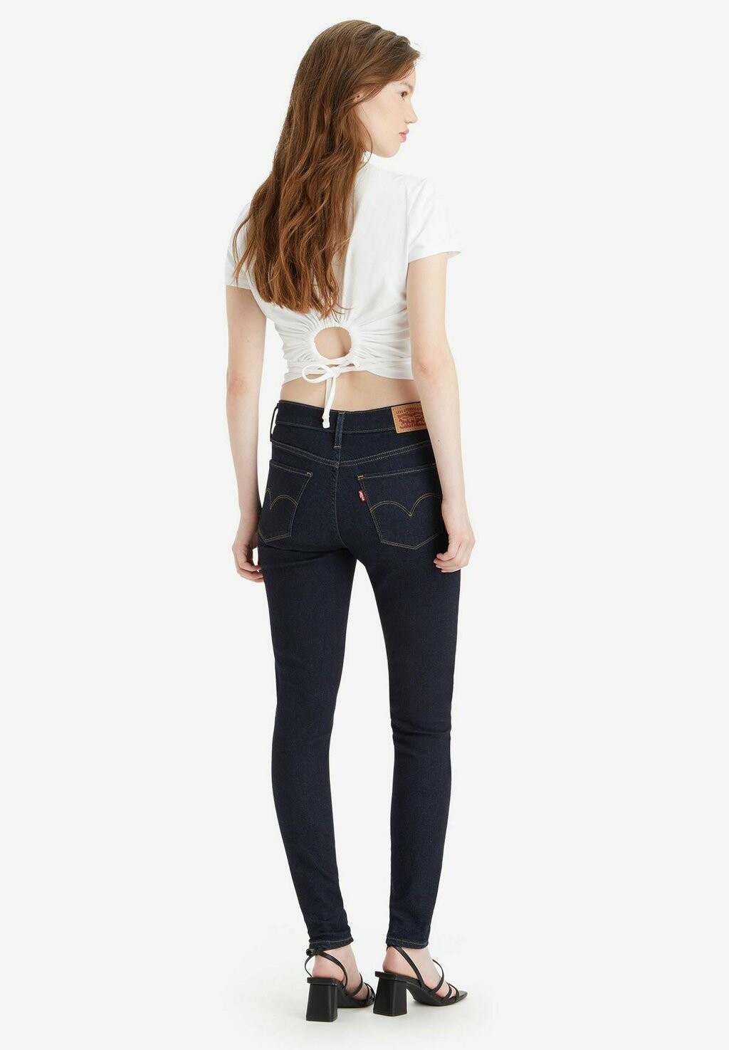 

Джинсы скинни 310™ SHAPING SUPER SKINNY Levi's, синий деним