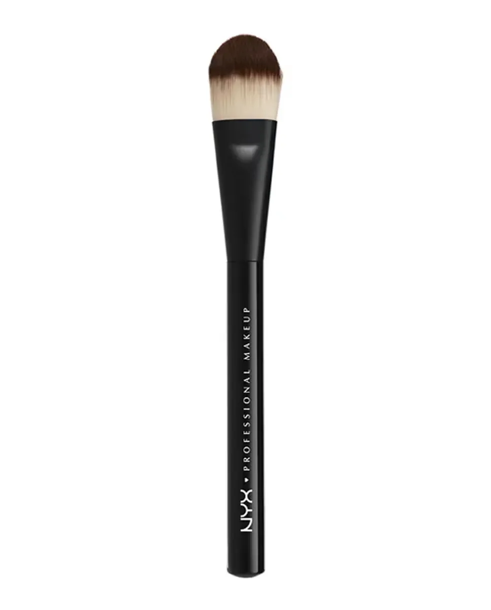 Кисть для жидкой косметики Pro Flat Foundation Brush Nyx Professional Makeup