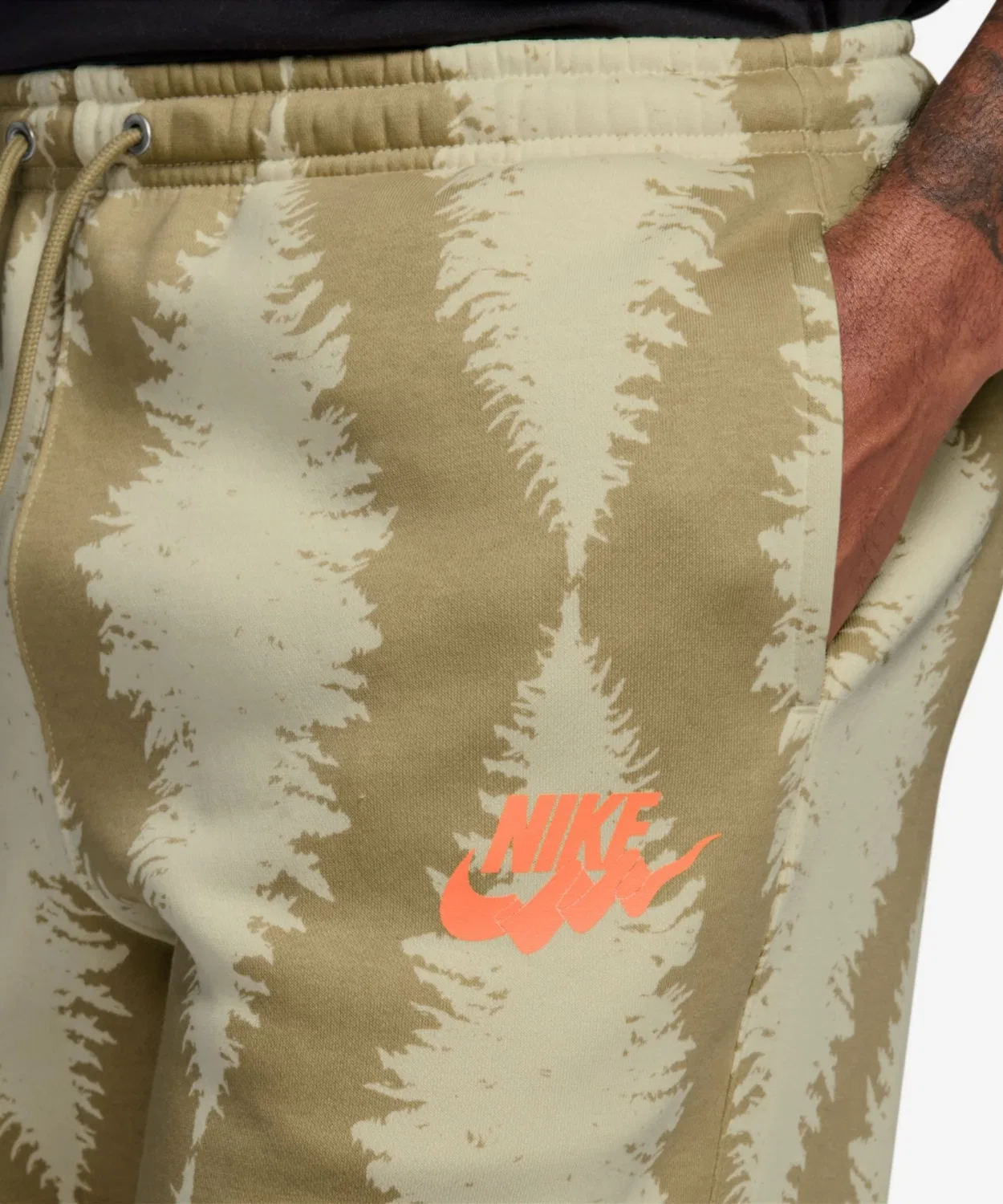 Спортивные штаны Nike Sportswear Club мужские флисовые с банджи-шнурком, бежевые — фото 3