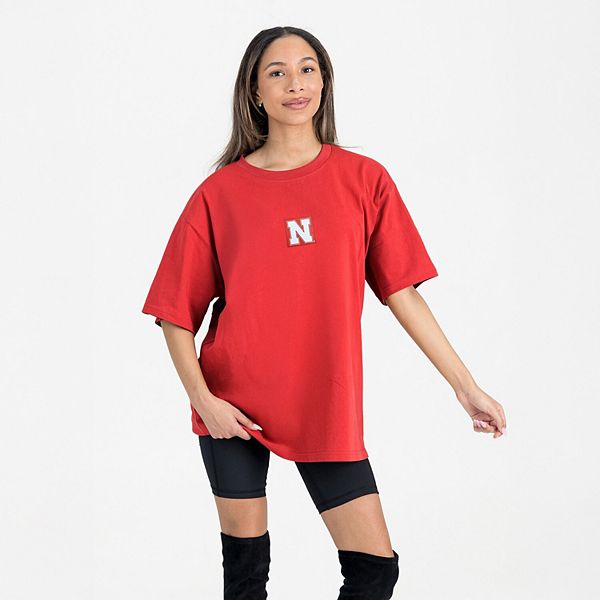 

Женская футболка oversized Nebraska Huskers scarlet Back at Ya Gameday Couture, Красный, Женская футболка oversized Nebraska Huskers scarlet Back at Ya Gameday Couture