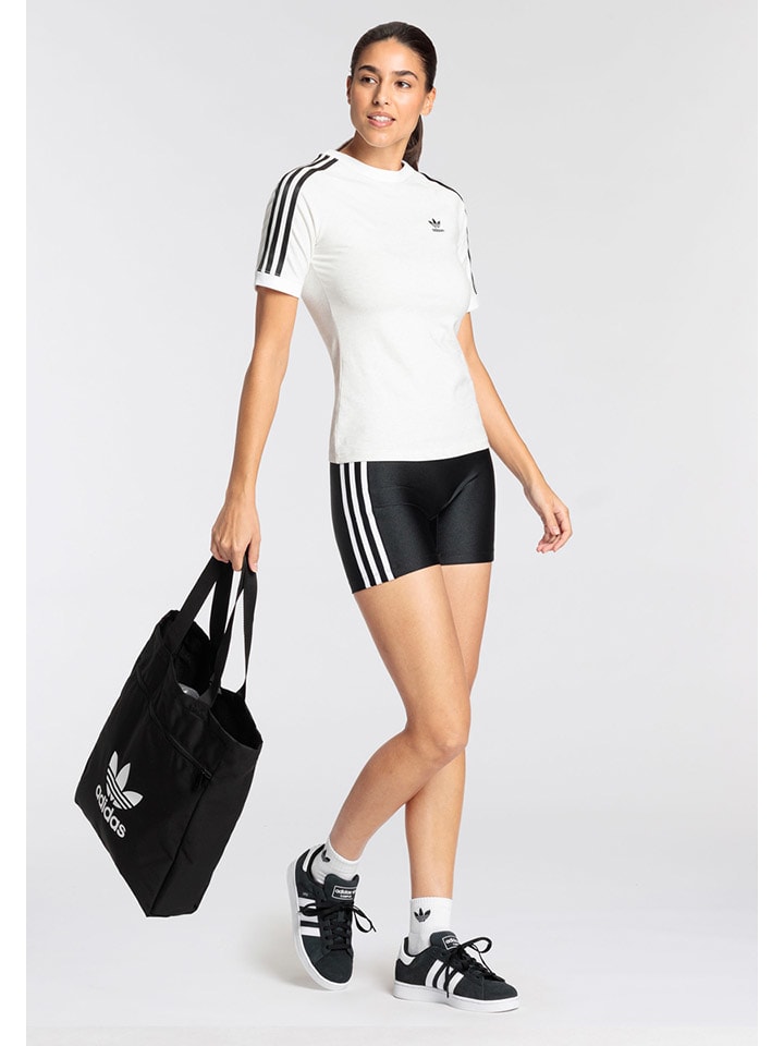 

Шорты adidas, черный