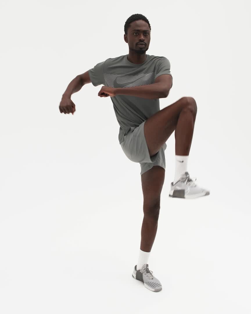 Шорты Nike Form, цвет Smoke Grey/Black — фото 2