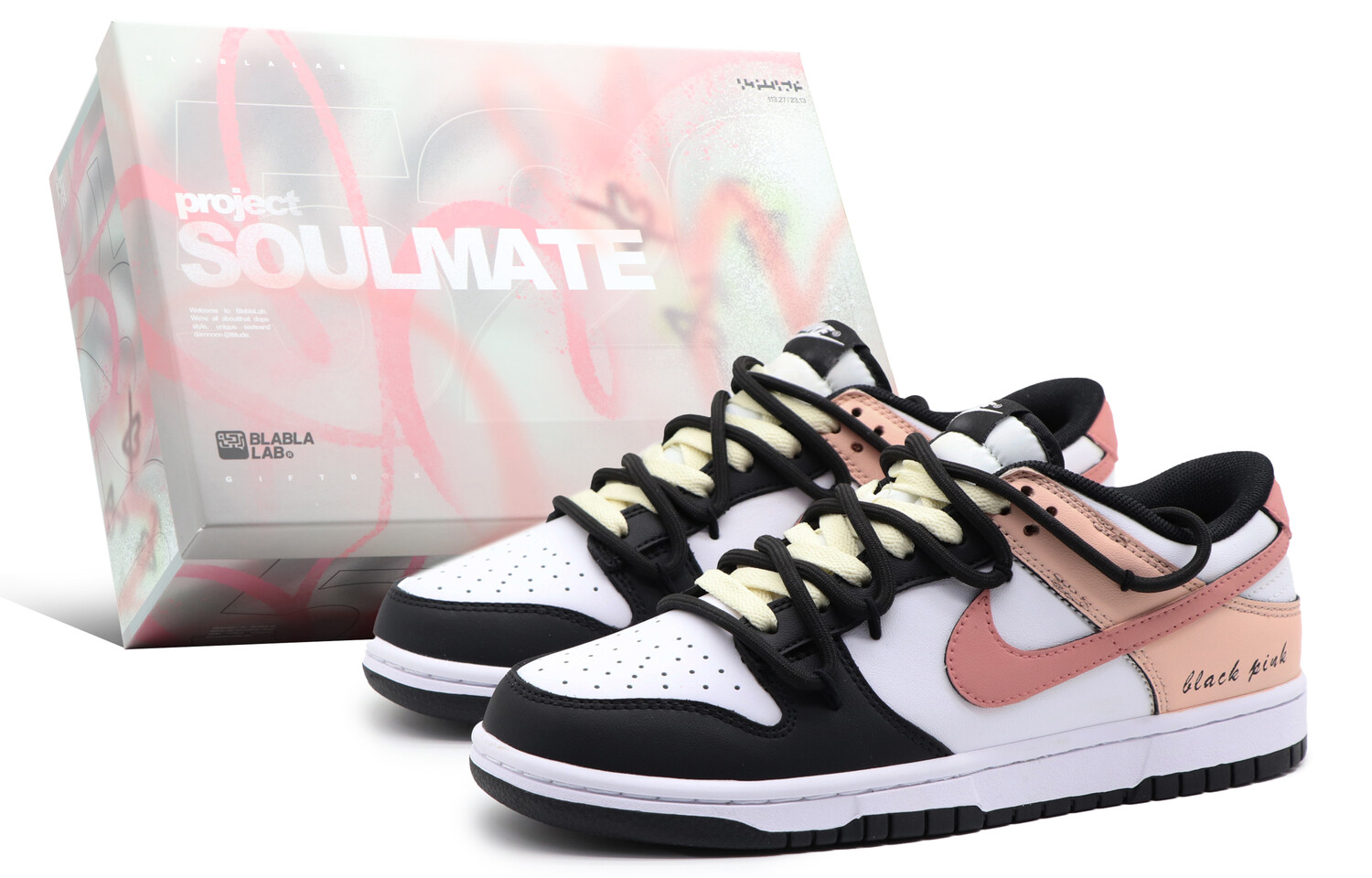 

Кроссовки Nike Dunk Skateboarding Shoes Men Low-top Black/powder, розовый