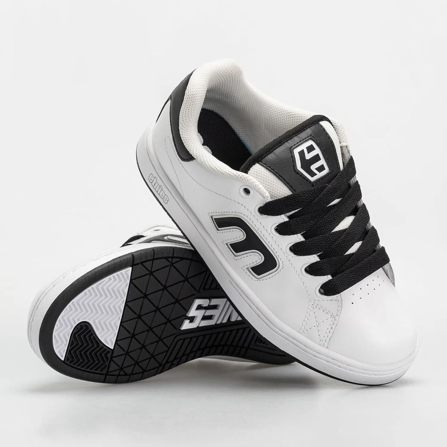 Кроссовки мужские для скейтбординга Etnies Callicut, цвет White/Black/White — фото 2
