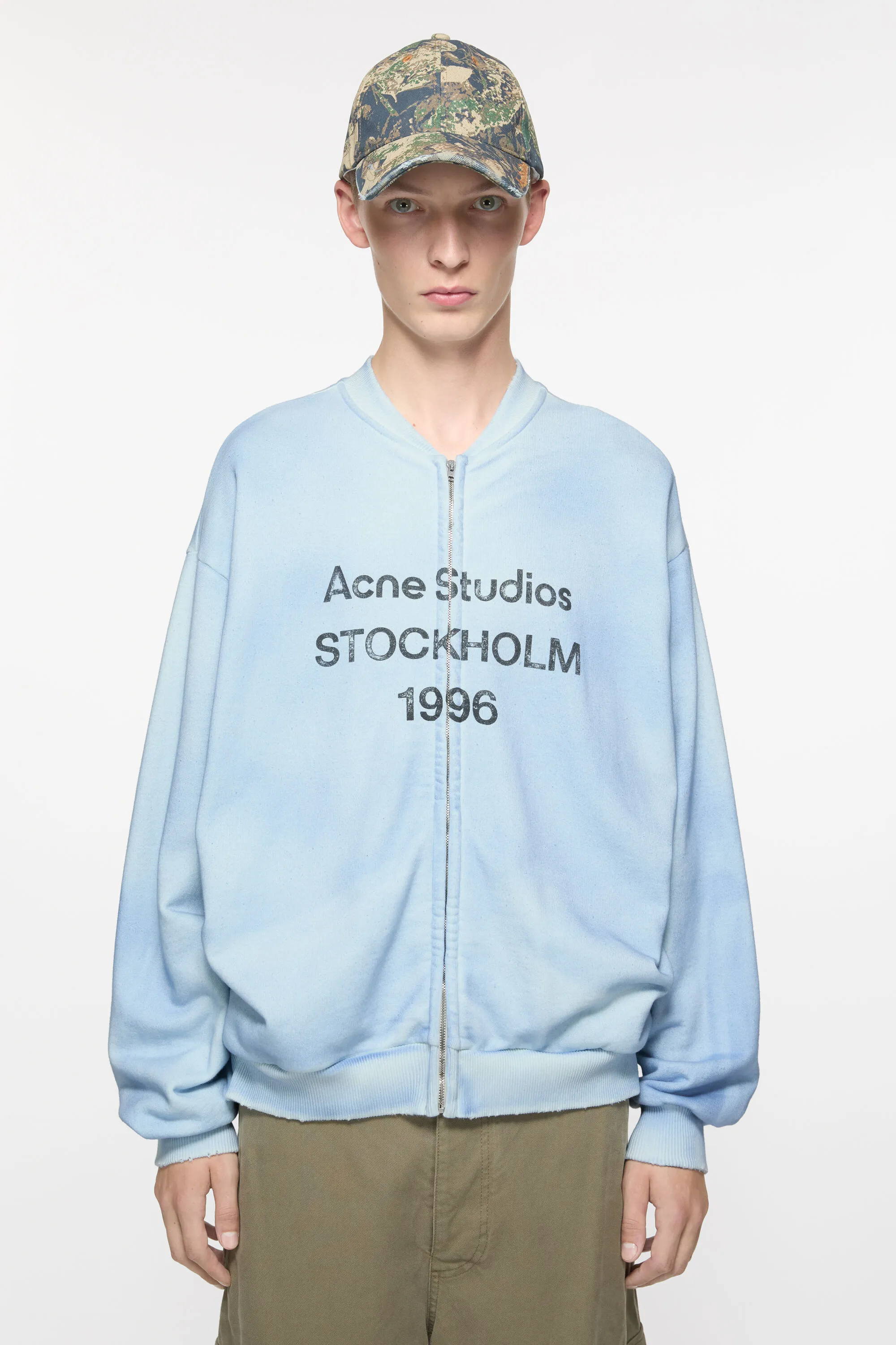 

Логотип свитера на молнии Acne Studios, Dusty blue