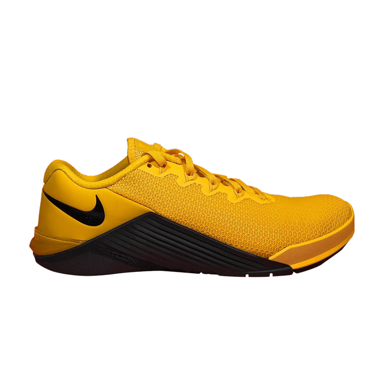

Кроссовки Metcon 5 'University Gold Black', желтый