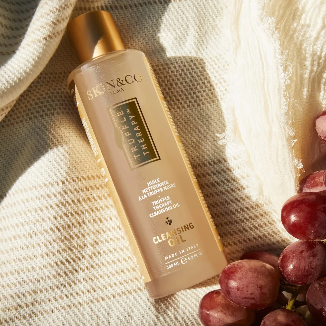 Масло для лица Skin&Co Roma — Очищающее масло Truffle Therapy, ,8 жидких унций — фото 3