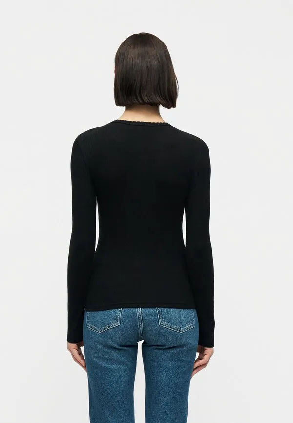 Футболка с длинными рукавами и круглым вырезом Gap, Black — фото 3