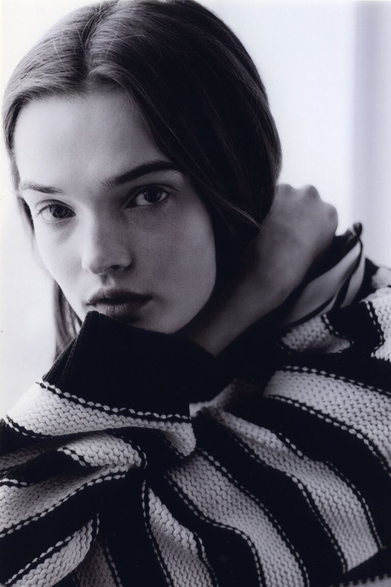 

Свободный свитер H&M, черный