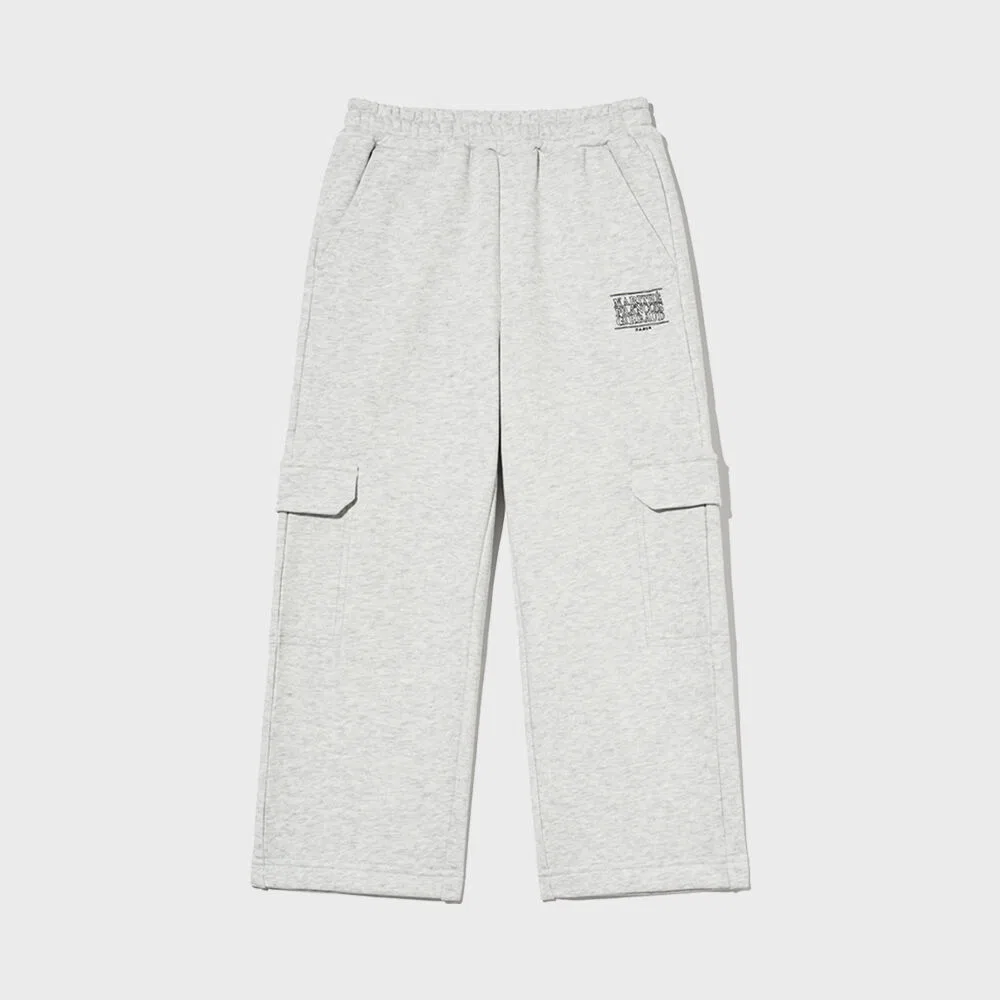 Детские спортивные брюки-карго Doodle Classic Logo светло-серого меланжа от Marithé Kids — фото 2