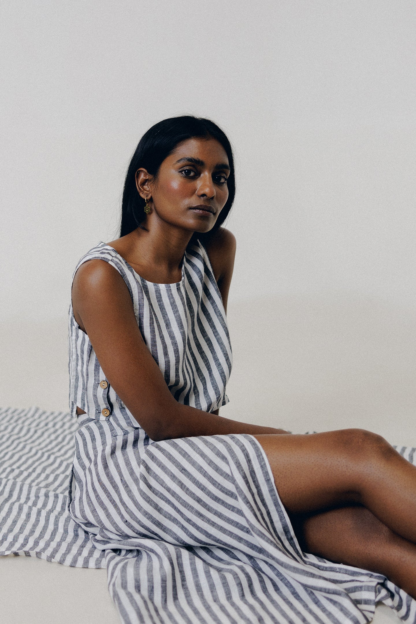 

Юбка миди внахлест из льняной ткани в полоску Reistor, цвет striped linen
