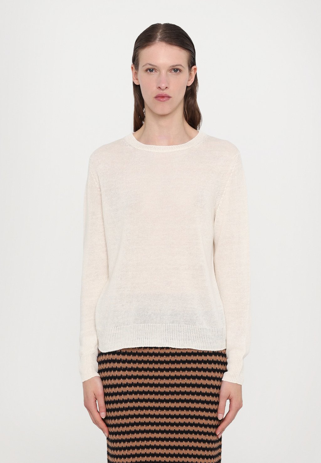 

Джемпер ATZECO WEEKEND MaxMara, белый