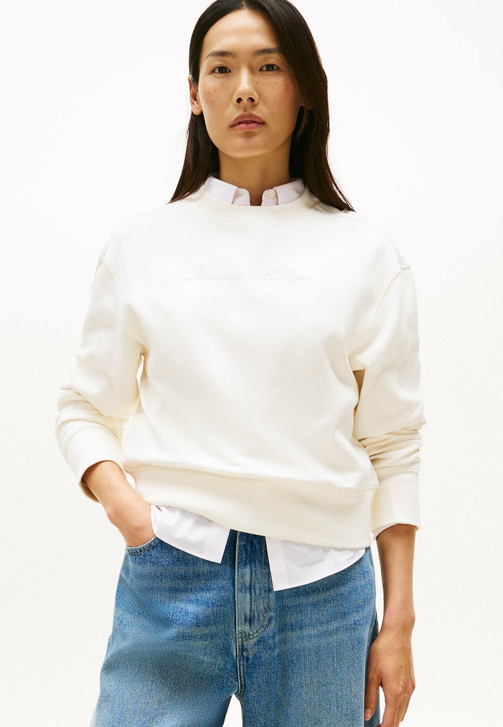 

Толстовка CREW NECK Tommy Hilfiger, белый