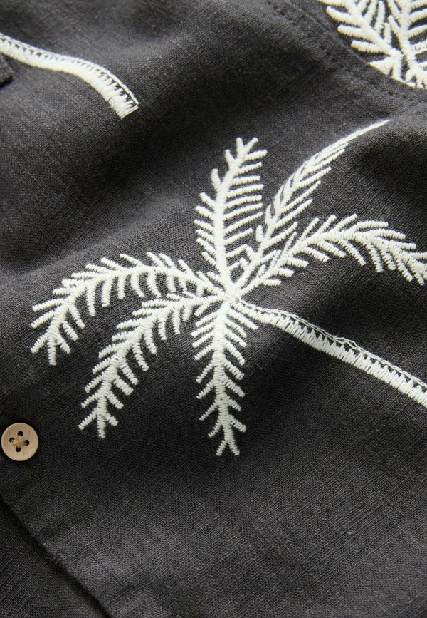 Рубашка с коротким рукавом стандартного кроя Next, Black Palm Embroidery — фото 3