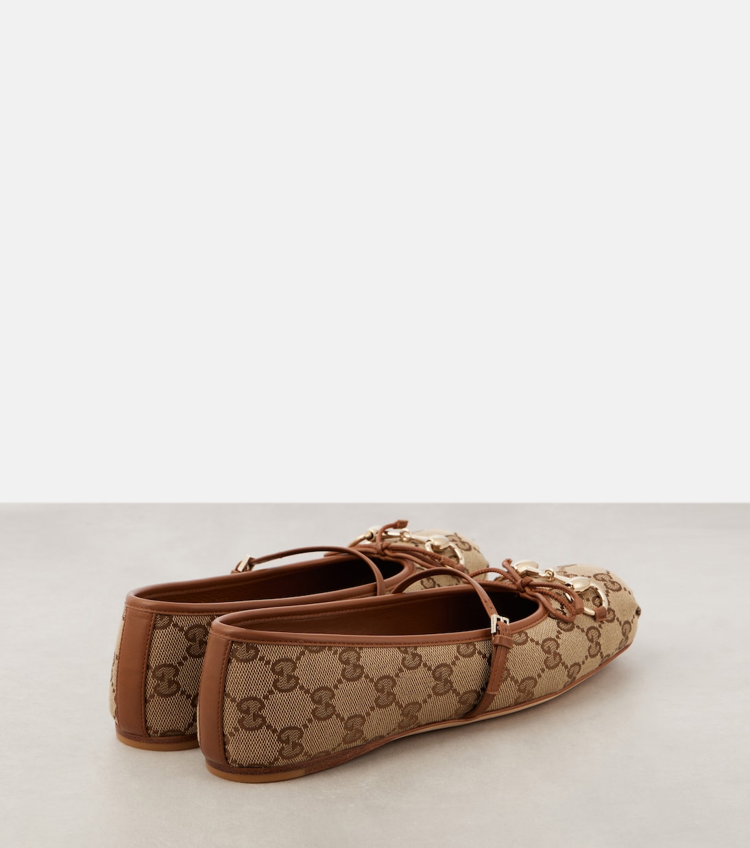 Балетки GG Canvas с подвеской Horsebit Gucci, Beige Ebony/Sundial — фото 2