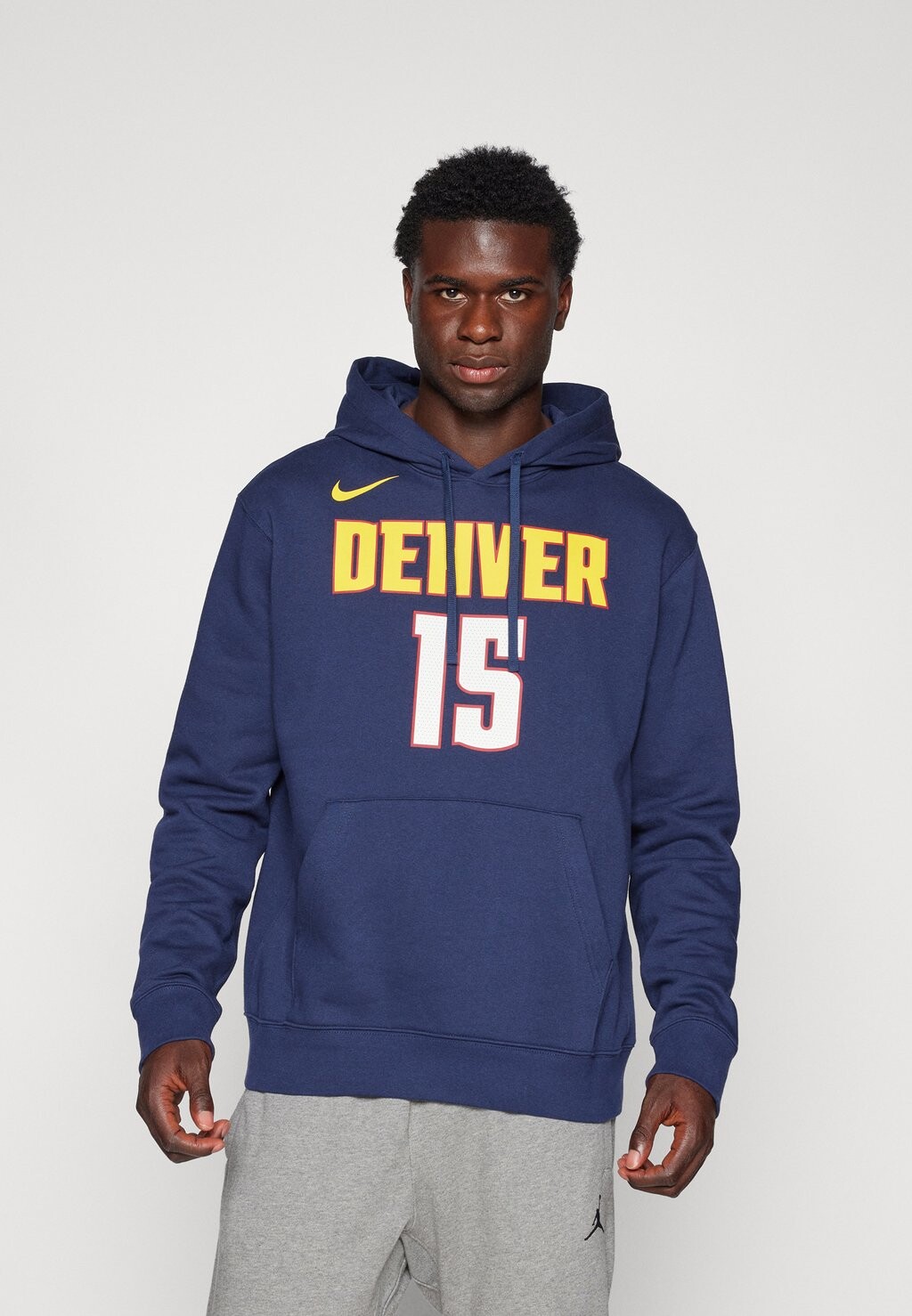 

Толстовка с символикой NBA DENVER NUGGETS NIKOLA JOKIC HOODY Nike, темно-синий