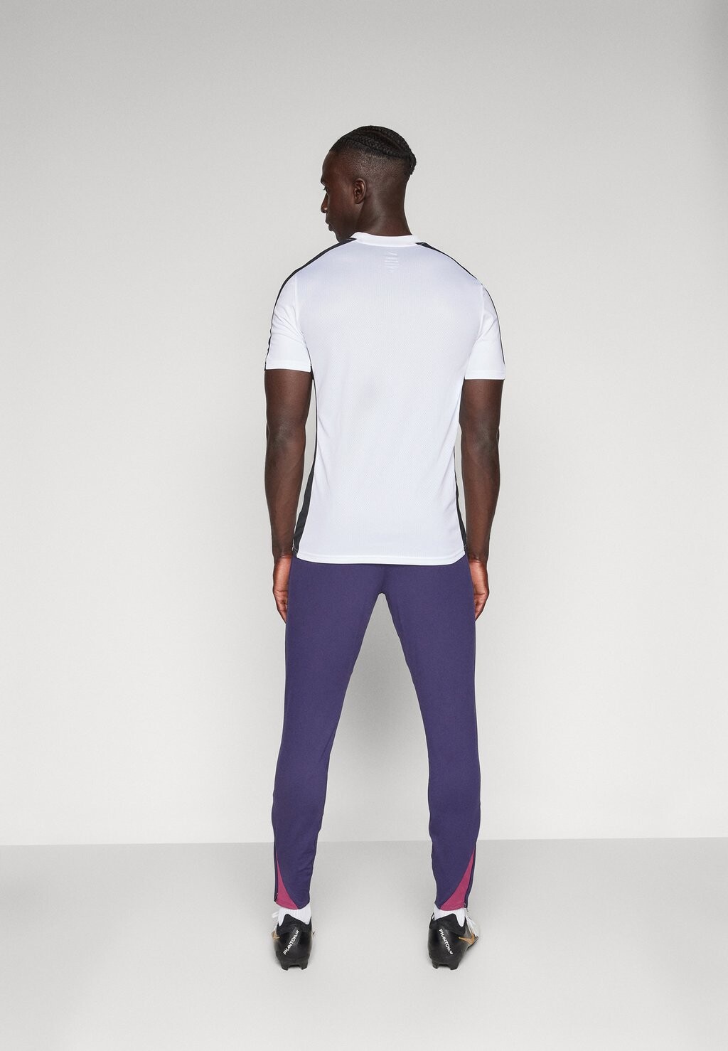 

Спортивные брюки England Ent Strike Pant Nike, чернильно-фиолетовый/палисандр/белый