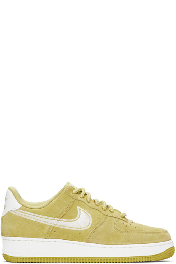 

Желтые кроссовки Air Force 1 '07 LV8 Nike