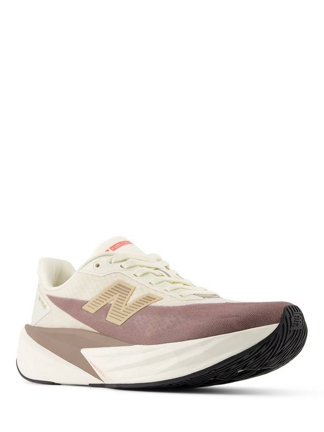 Женские кроссовки для бега FuelCell Rebel v5 New Balance, Angora — фото 2