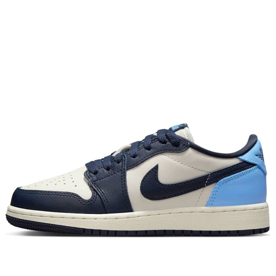 

Кроссовки (GS) Air Jordan 1 Low OG 'Obsidian UNC', синий