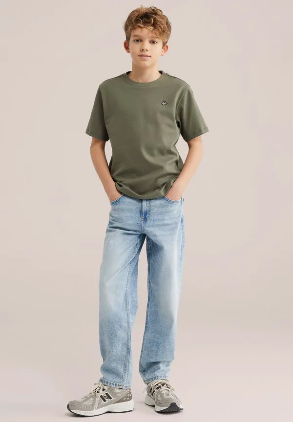 Ультрамягкая базовая футболка We Fashion, Army Green