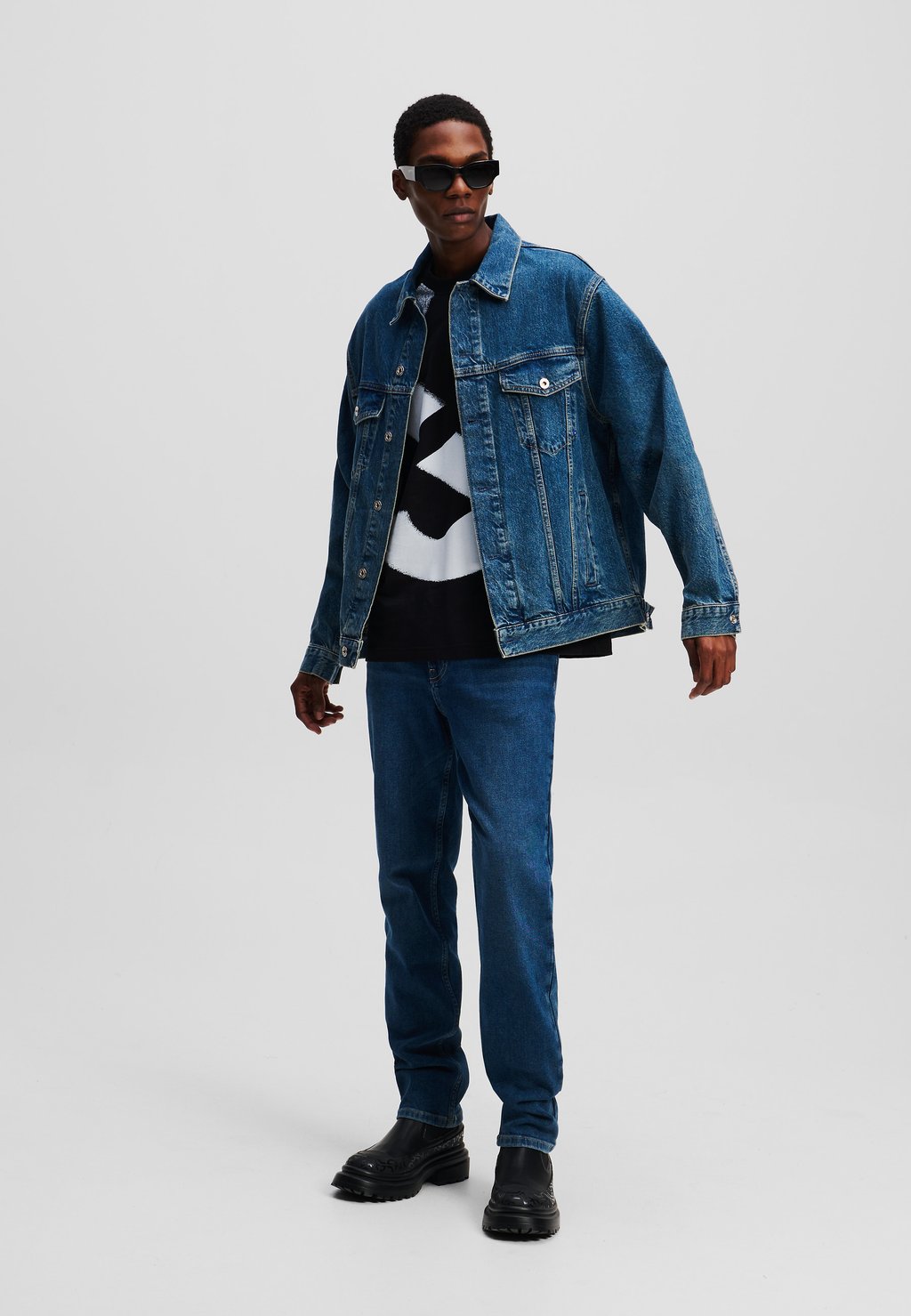 

Футболка с принтом REG SS BLEACH LOGO Karl Lagerfeld Jeans, черный