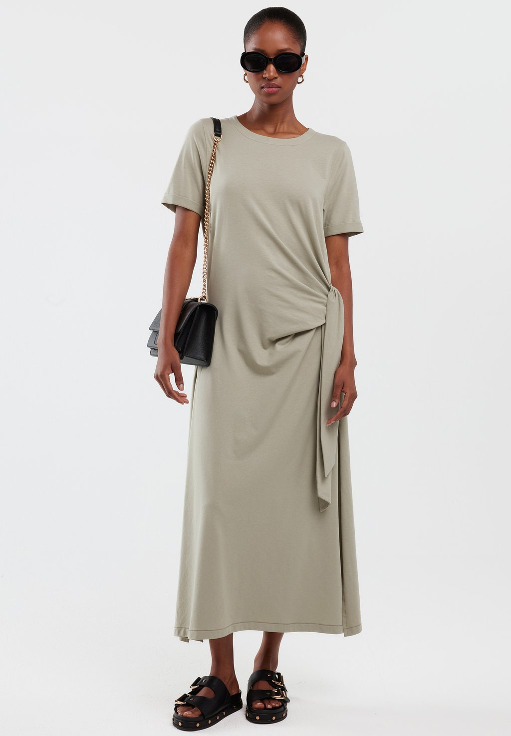 

Длинное платье Vestito di maglina Big Star, зеленый