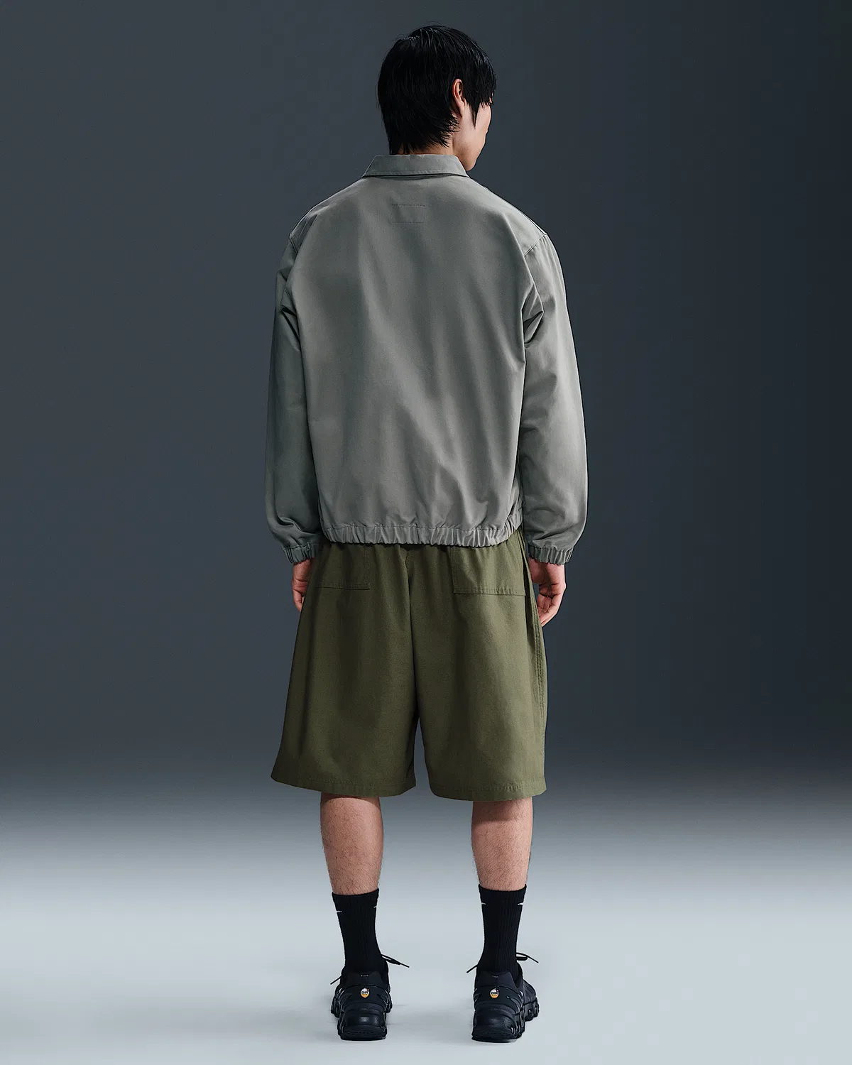 Мужские свободные шорты Nike Club, Medium Olive/Medium Olive — фото 4