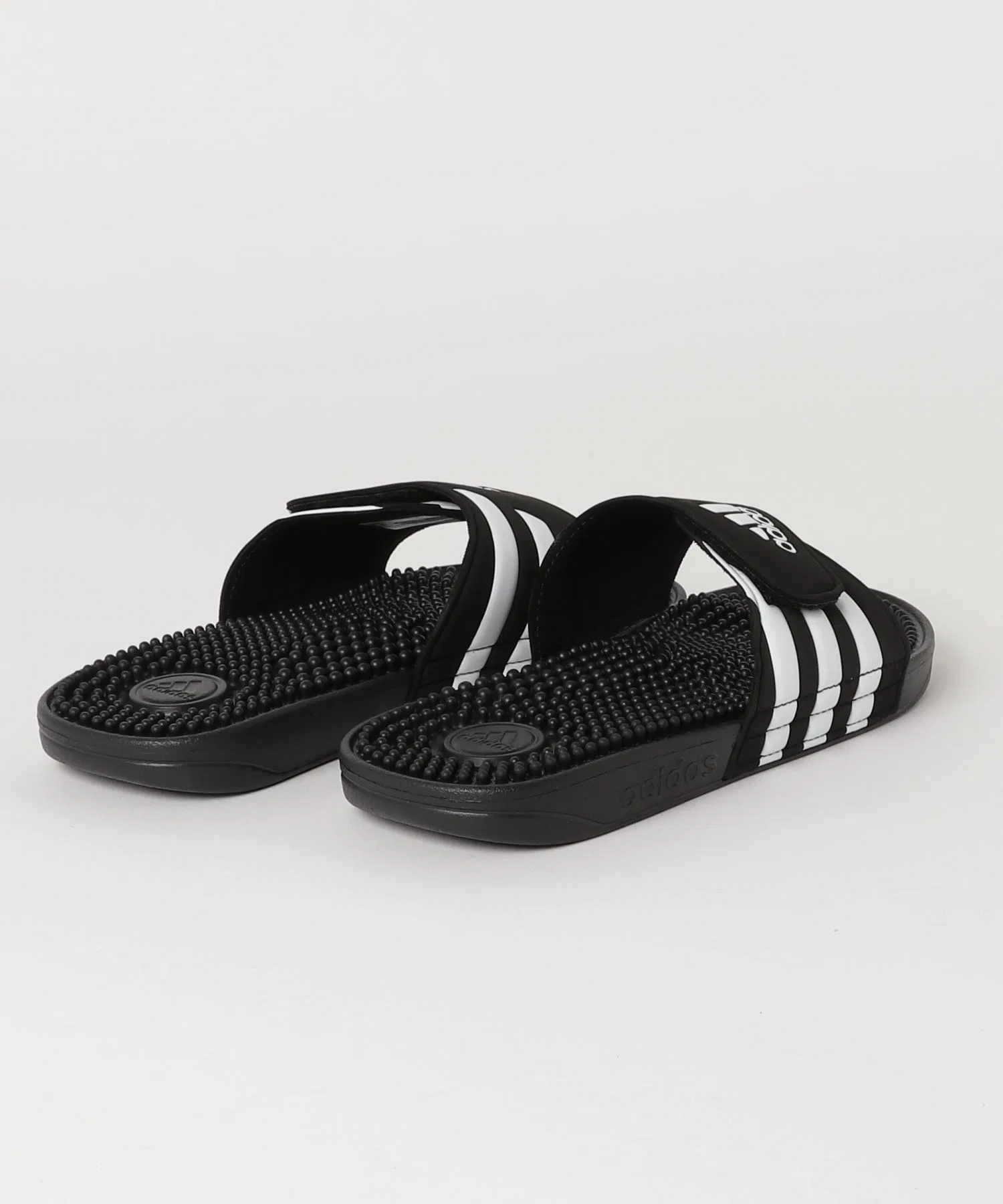 Унисекс сандалии Adidas Adissage чёрно-белые — фото 2