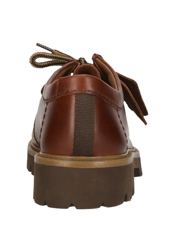 Ботинки Cleyhill seam lace ups Clarks, коричневая кожа — фото 4