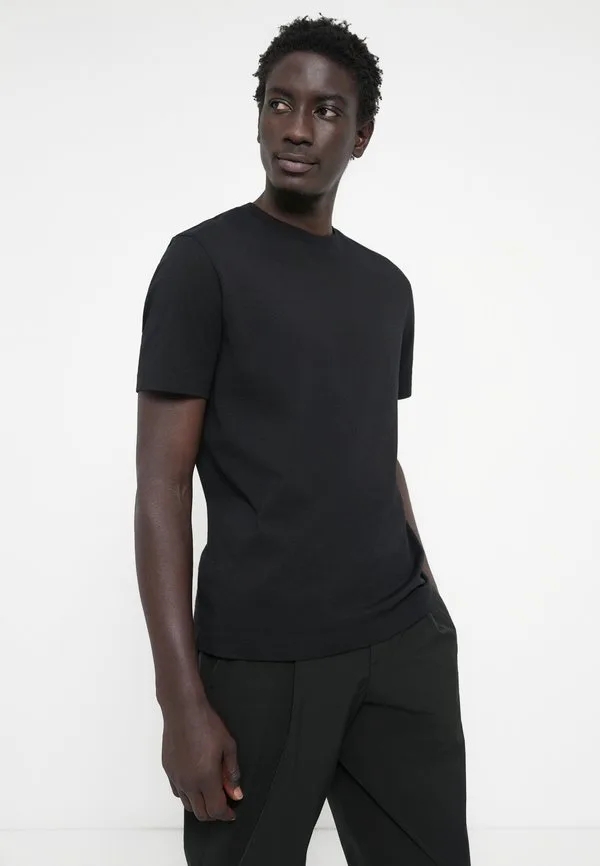 Функциональные, стильные, повседневные, компактные брюки Tommy Hilfiger, Black — фото 4