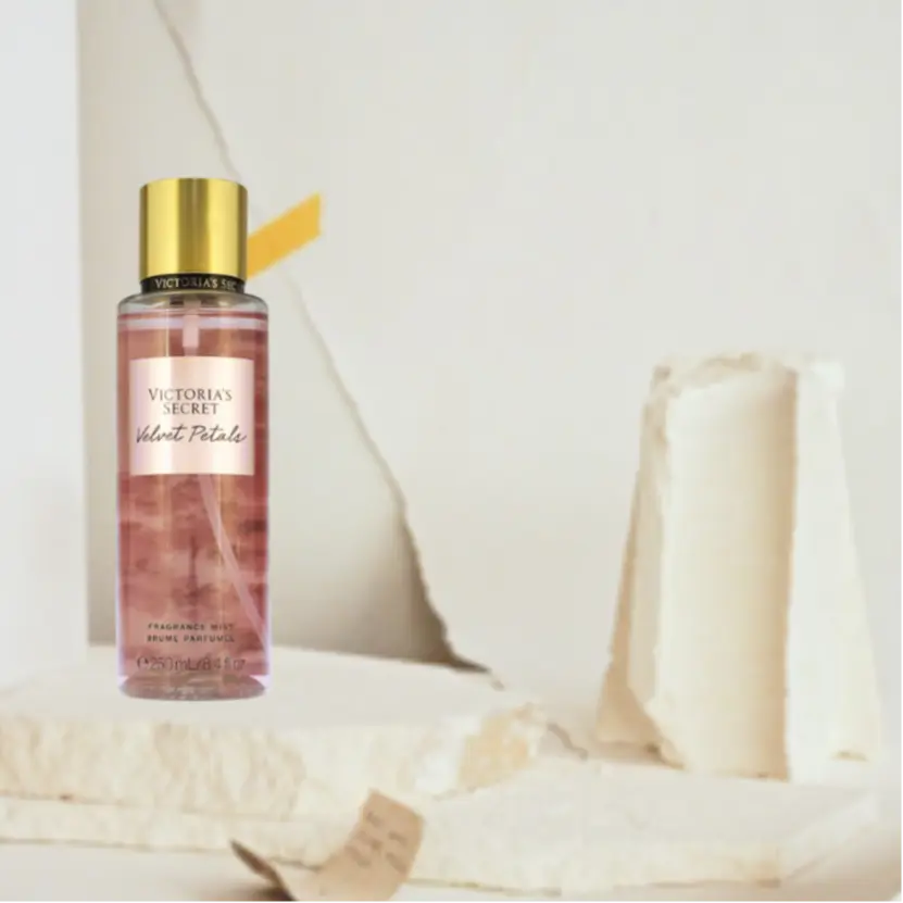 Парфюмированный спрей для тела Victoria's Secret Velvet Petals, 250 мл — фото 2