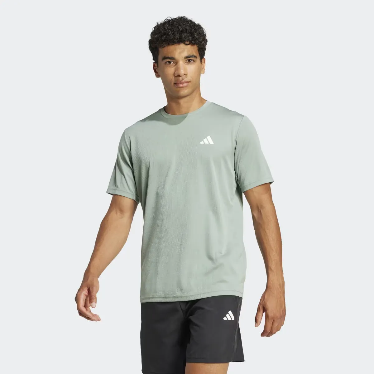

Мужская футболка Adidas Train Essentials Training, зеленый