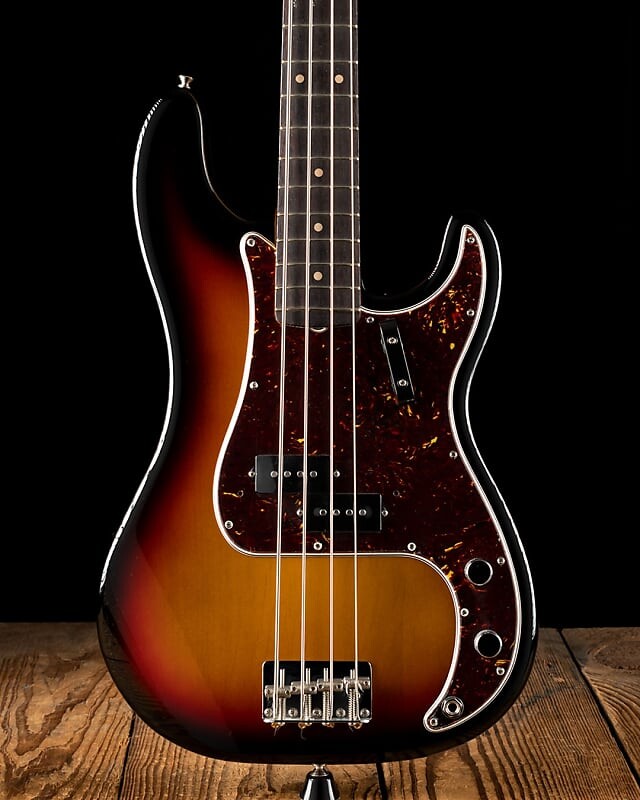 

Басс гитара Fender American Vintage II 1960 Precision Bass - 3-Color Sunburst - Free Shipping