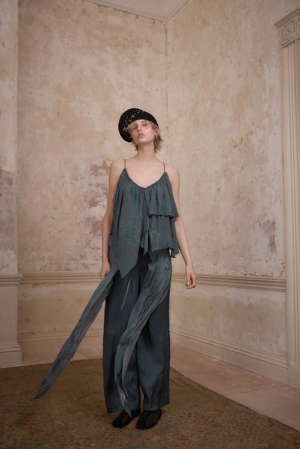 

Брюки с запахом, вышитые бисером ZARA, средне-синий