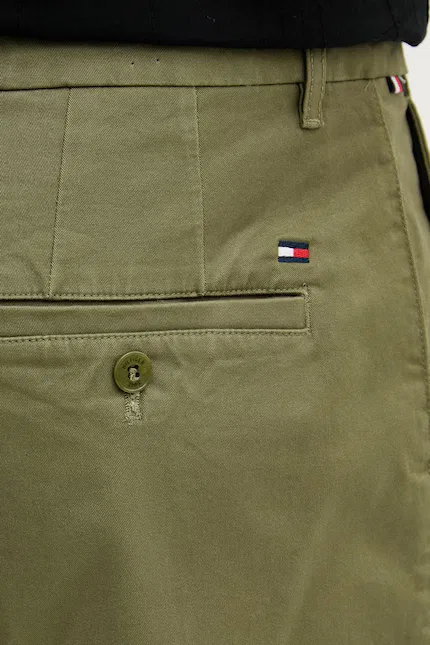Шорты хлопковые с эластаном chino Tommy Hilfiger, зеленый — фото 4
