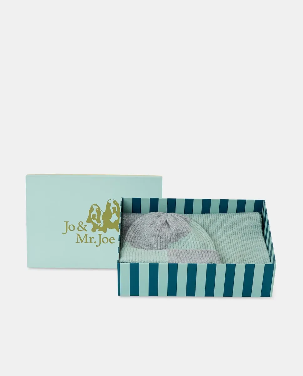 

Комплект: шапка и двухцветный шарф с волнами Jo & Mr. Joe