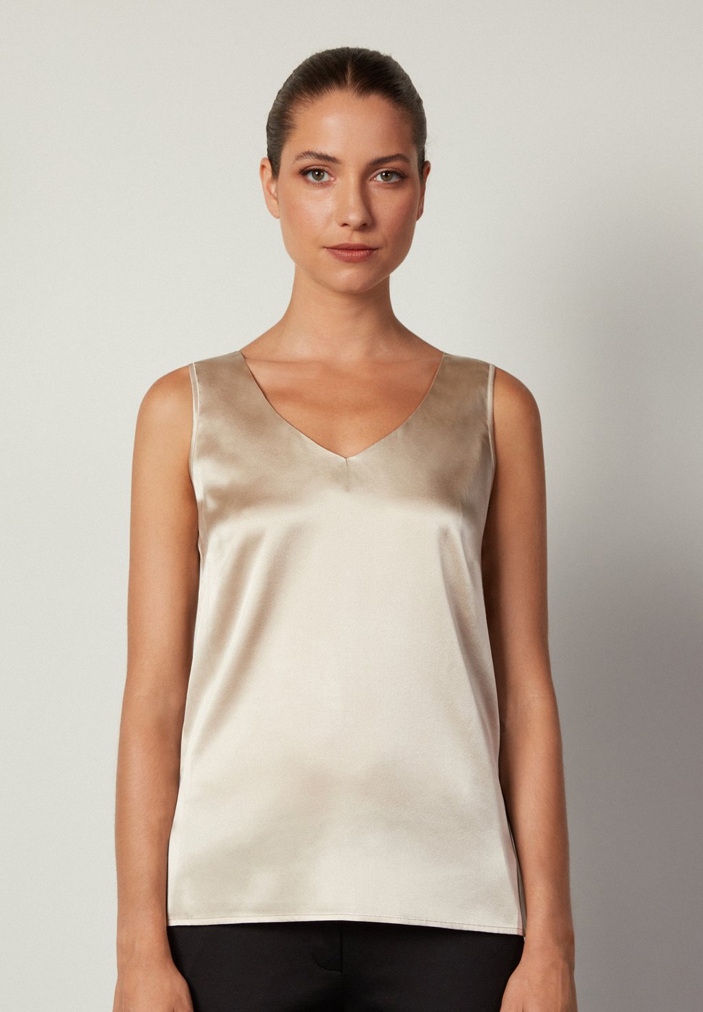 

Топ Blouse Falconeri, цвет Madreperla Light
