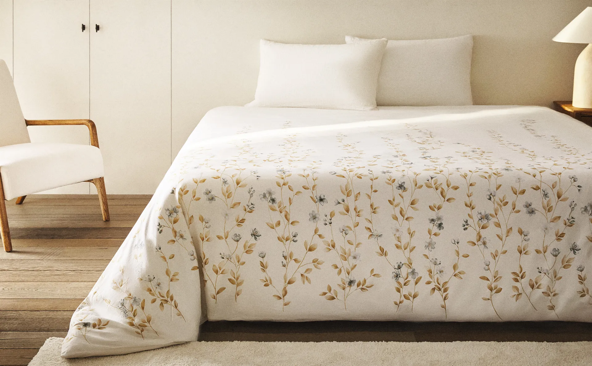 

Пододеяльник с цветочным принтом Zara Home, цвет Oyster White