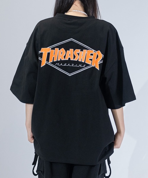 

Футболка с логотипом, разнообразный узор, крупный силуэт THRASHER, разноцветная
