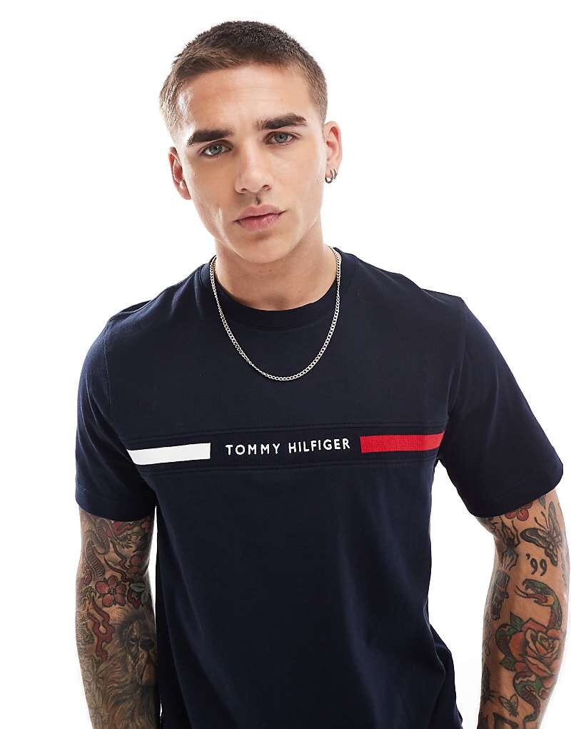 

Темно-синяя футболка с логотипом Tommy Hilfiger