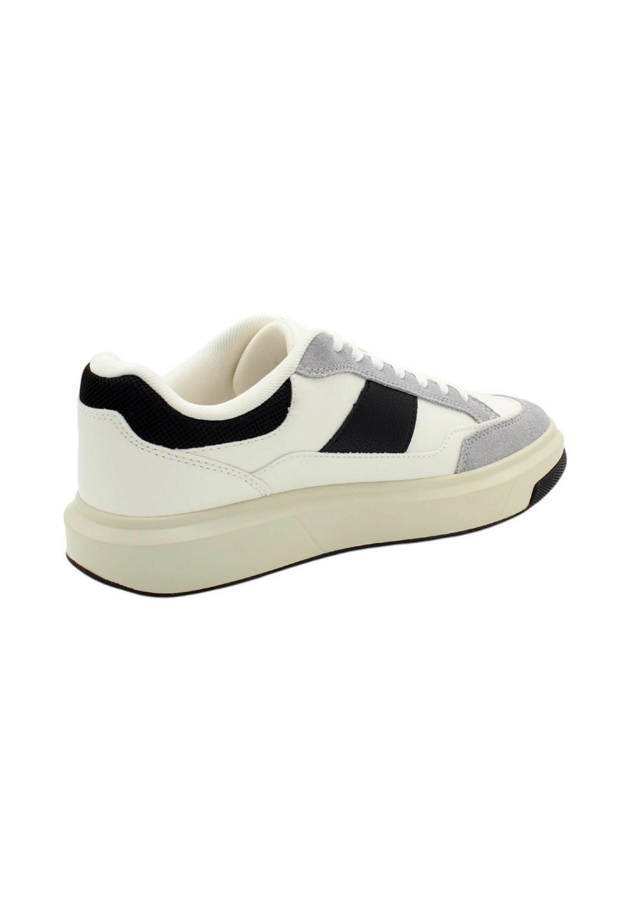 Кроссовки Armani Exchange Trainers, White — фото 3