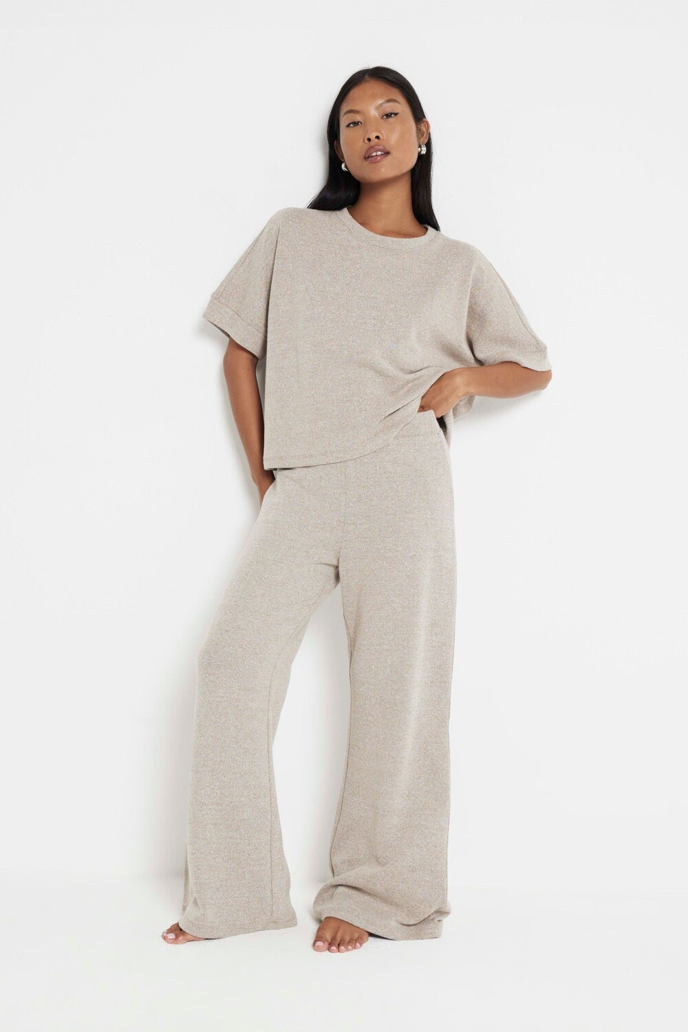 

Футболка металлик River Island, золотой