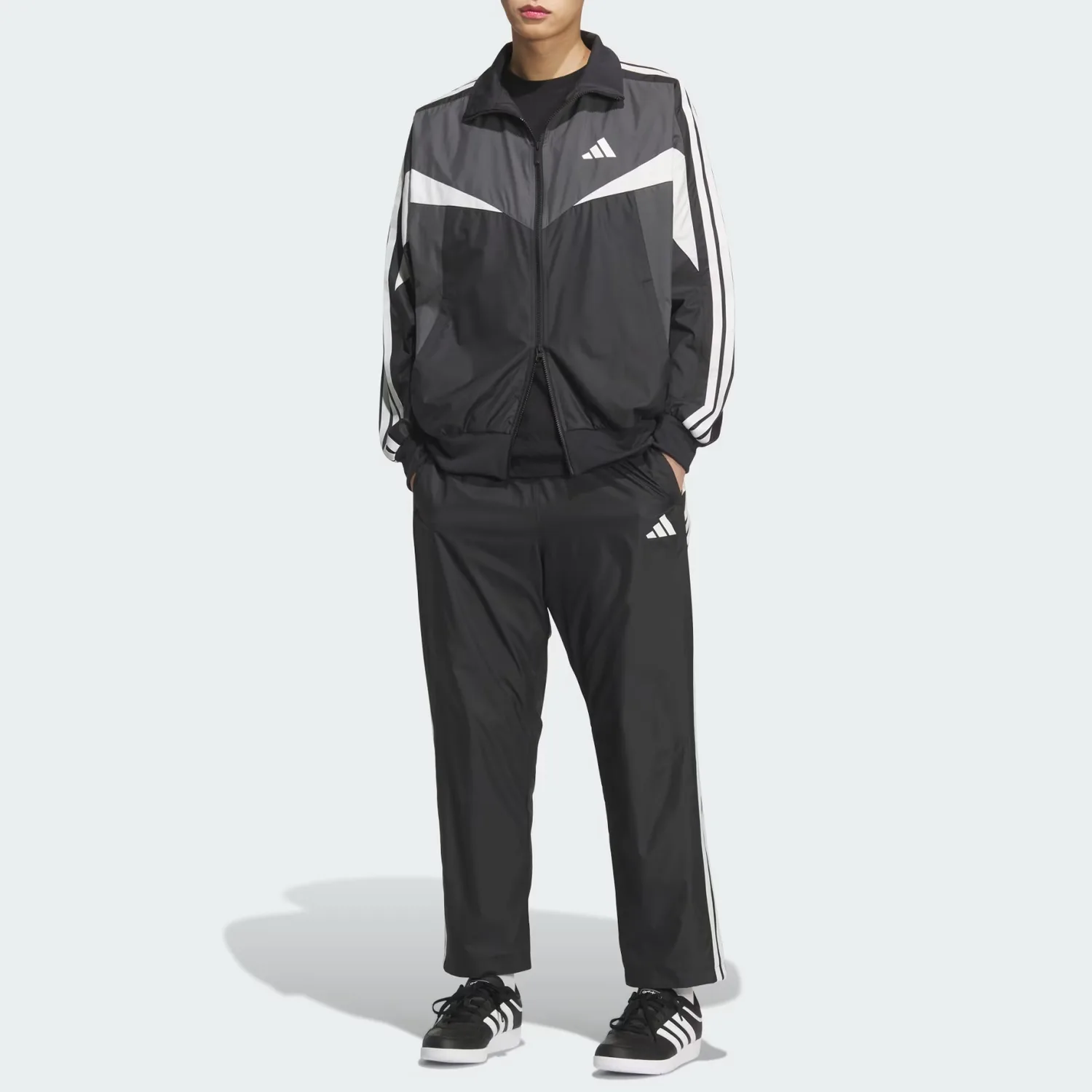 Брюки Essential Casual Adidas, черный/серый six/core белый — фото 3