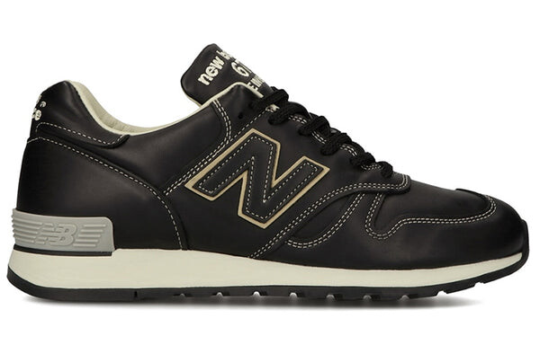 Кроссовки 670 серии New Balance, черный — фото 2