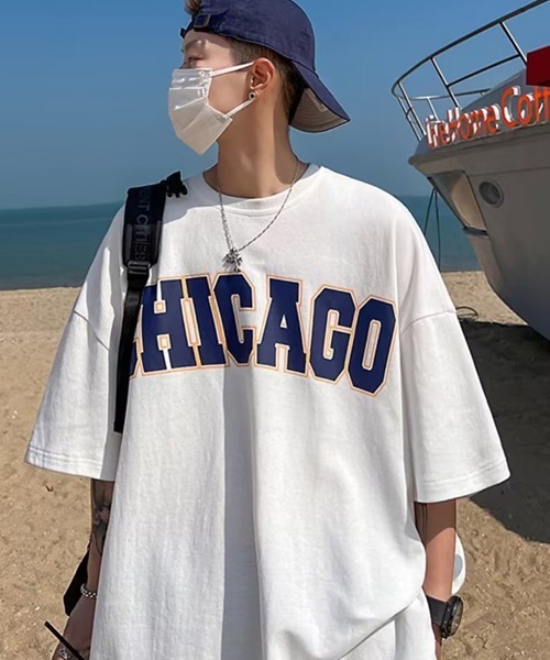 

Футболка оверсайз с принтом ARCHIVER, белый