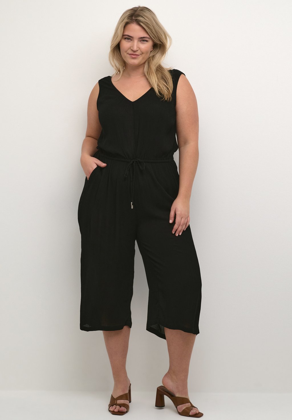 

Комбинезон KCISMA AMI Kaffe Curve, цвет Black Deep