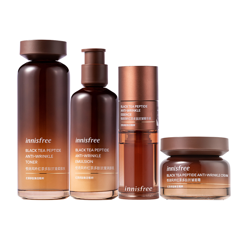 Набор средств по уходу за кожей Innisfree серии Black Tea Peptide: тонер, эмульсия, эссенция и крем