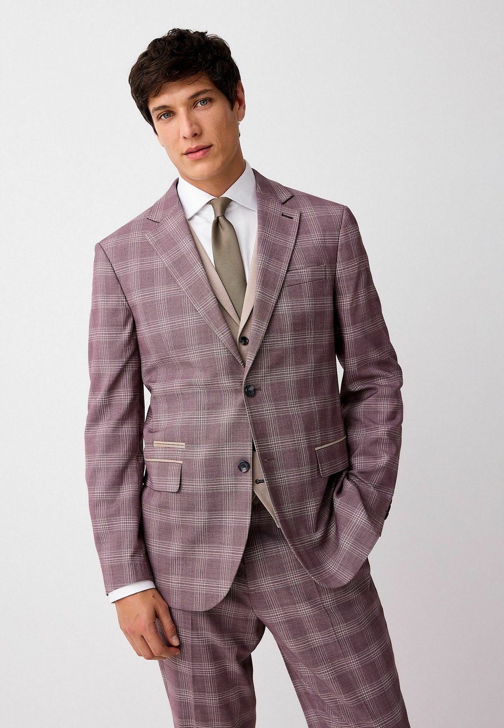 

Куртка REGULAR FIT Next, фуксия