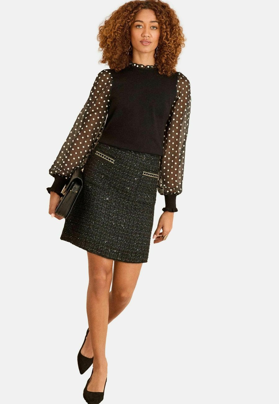 

Блуза Love & Roses REGULAR FIT , Black Floral Spot Frill Neck/Black